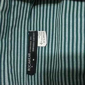 Men's ROCAWEAR button down shirt